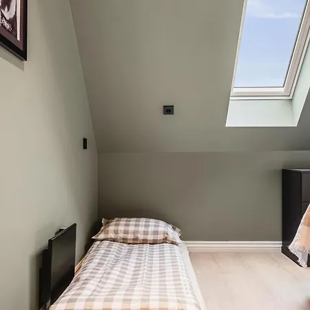 Odda Central Apartment شقة