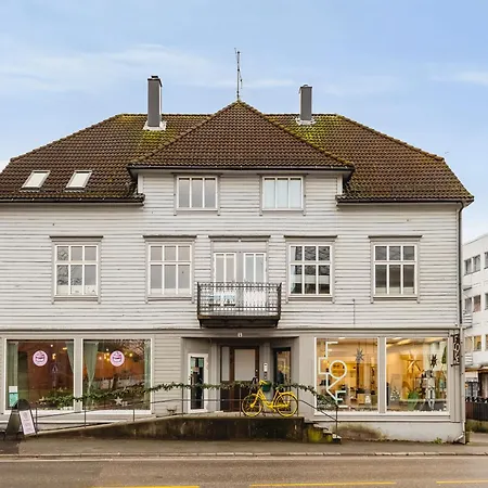 Odda Central Apartment Apartment *