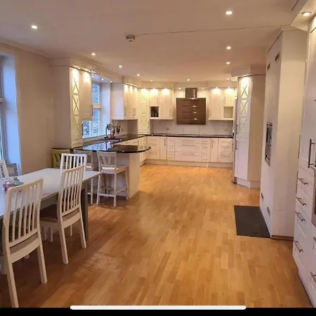 Odda Central Apartment أودا