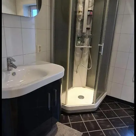 شقة Odda Central Apartment *